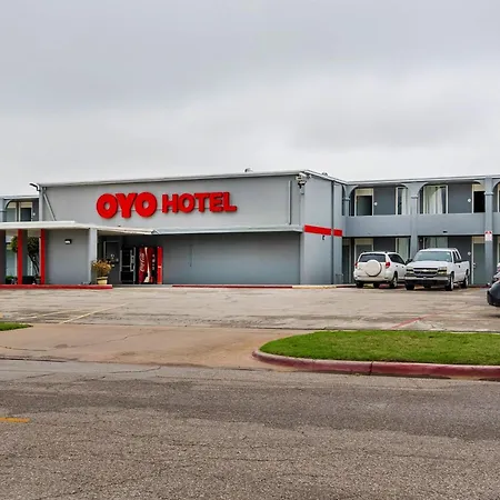 OYO Hotel Wichita Falls